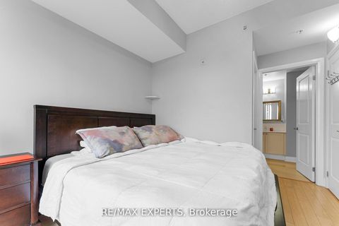 Photo 15 at 201 - 12 Woodstream Boulevard, Vaughan Grove, Vaughan