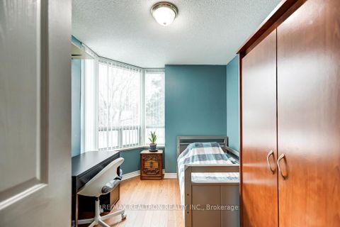 Photo 14 at 526 - 68 Corporate Drive, Woburn, Toronto