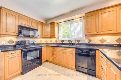 Photo 7 at 39 Beaver Bend Crescent, West Deane, Toronto