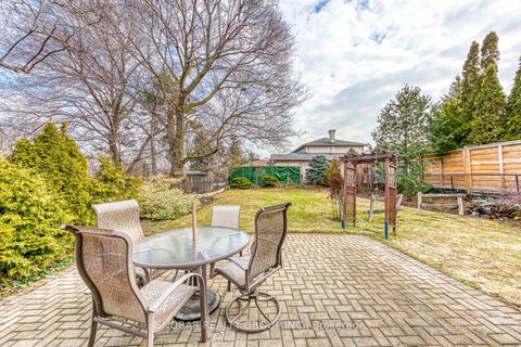 Photo 22 at 39 Beaver Bend Crescent, West Deane, Toronto