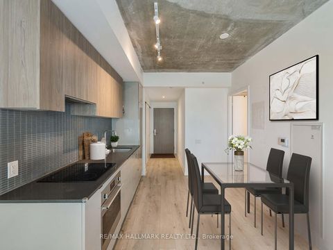 Photo 6 at 2208 - 161 Roehampton Avenue, Mount Pleasant East, Toronto