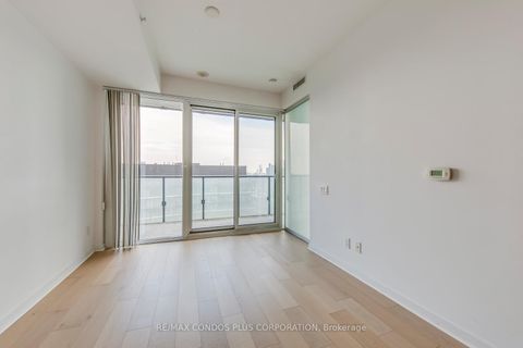 Photo 9 at 4001 - 101 Peter Street, Waterfront Communities C1, Toronto