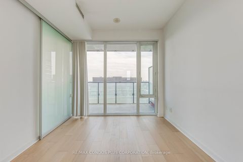 Photo 11 at 4001 - 101 Peter Street, Waterfront Communities C1, Toronto