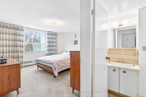 Photo 22 at 402 - 65 Southport Street, Swansea, Toronto