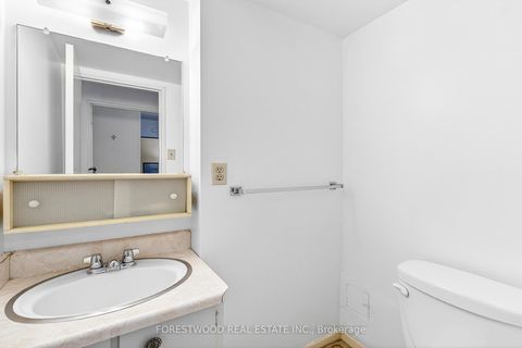 Photo 23 at 402 - 65 Southport Street, Swansea, Toronto