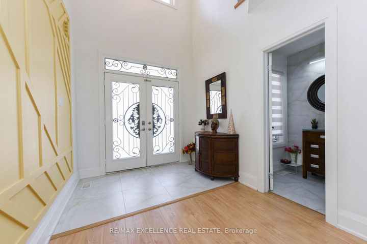 Photo 5 at 26 Fahey Drive, Bram West, Brampton