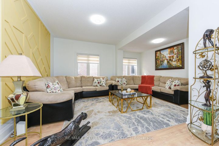 Photo 8 at 26 Fahey Drive, Bram West, Brampton