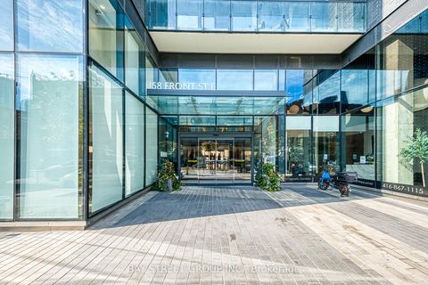 Photo 3 at 210 - 158 FRONT Street E, Moss Park, Toronto