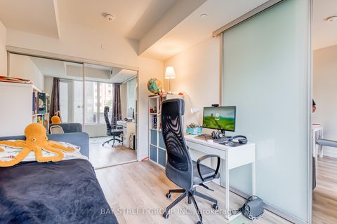 Photo 21 at 210 - 158 FRONT Street E, Moss Park, Toronto