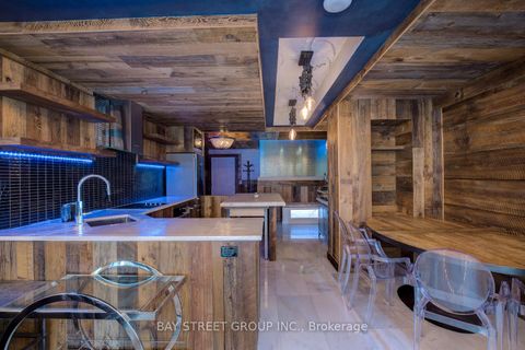 Photo 1 at 301 - 68 Yorkville Avenue, Annex, Toronto