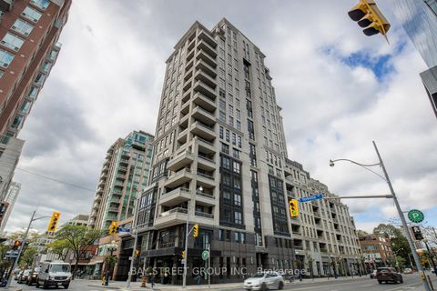 Photo 25 at 301 - 68 Yorkville Avenue, Annex, Toronto