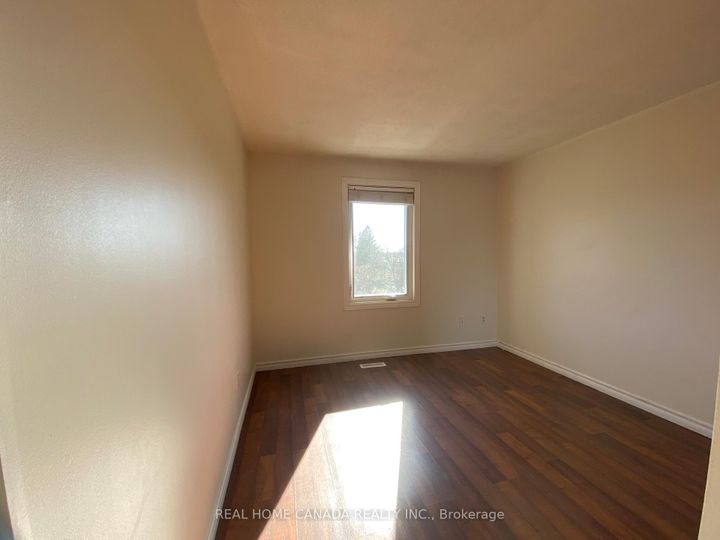 Photo 15 at 34 - 6449 GLEN ERIN Drive, Meadowvale, Mississauga