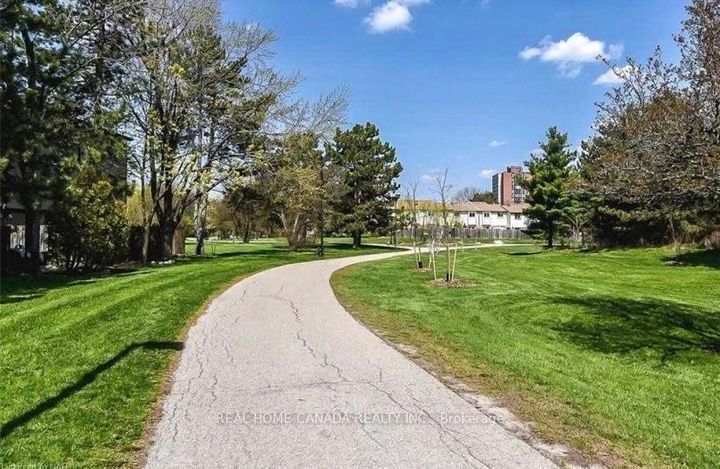 Photo 21 at 34 - 6449 GLEN ERIN Drive, Meadowvale, Mississauga