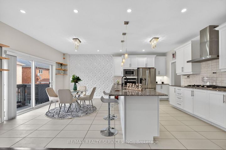 Photo 12 at 25 Selsdon Street, Credit Valley, Brampton