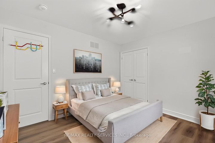 Photo 34 at 25 Selsdon Street, Credit Valley, Brampton