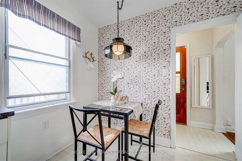 Photo 5 at 10 Sundridge Drive, Birchmount, Toronto