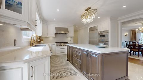 Photo 22 at 2 Glenridge Drive, Devil's Elbow, Markham