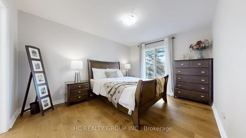 Photo 36 at 2 Glenridge Drive, Devil's Elbow, Markham