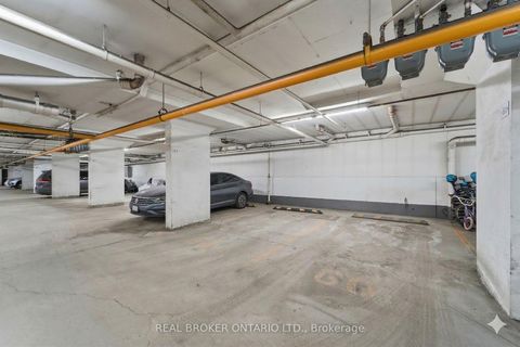 Photo 22 at 92 - 37 Four Winds Drive, York University Heights, Toronto