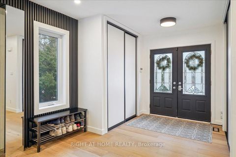 Photo 8 at 2090 Stonehouse Crescent, Sheridan, Mississauga