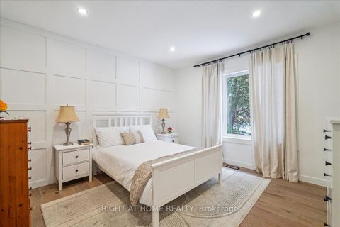 Photo 16 at 2090 Stonehouse Crescent, Sheridan, Mississauga