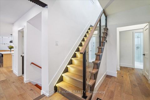 Photo 19 at 2090 Stonehouse Crescent, Sheridan, Mississauga