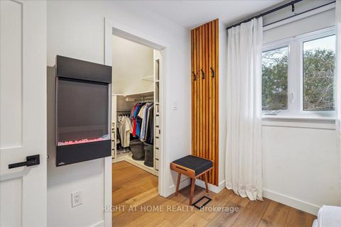 Photo 25 at 2090 Stonehouse Crescent, Sheridan, Mississauga