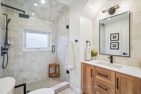 Photo 26 at 2090 Stonehouse Crescent, Sheridan, Mississauga