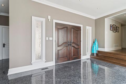 Photo 4 at 27 Scott Crescent, King City, King