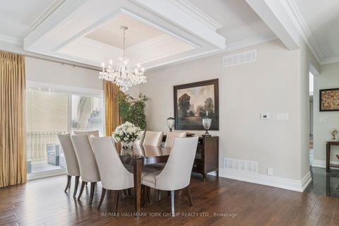 Photo 6 at 27 Scott Crescent, King City, King