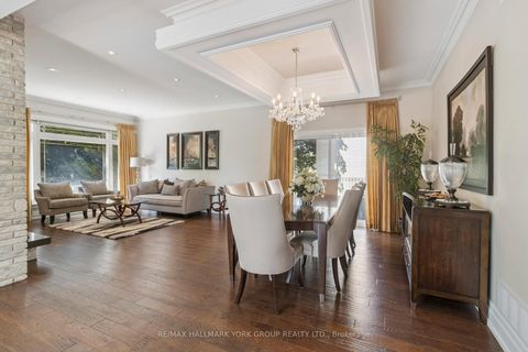 Photo 7 at 27 Scott Crescent, King City, King