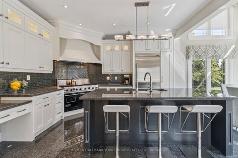 Photo 11 at 27 Scott Crescent, King City, King