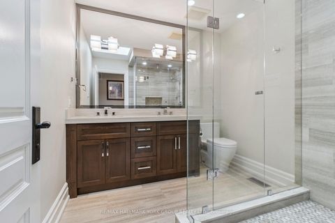 Photo 20 at 27 Scott Crescent, King City, King