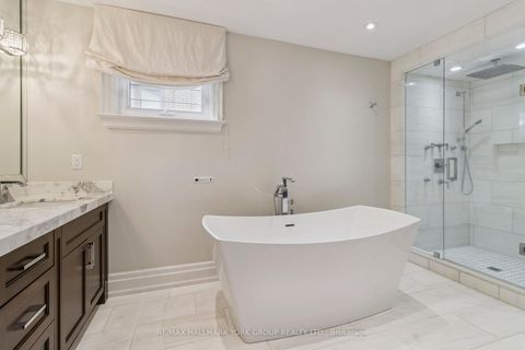 Photo 25 at 27 Scott Crescent, King City, King