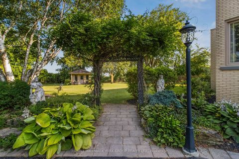 Photo 38 at 27 Scott Crescent, King City, King