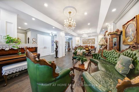 Photo 6 at 397 Maple Leaf Drive, Maple Leaf, Toronto