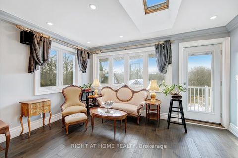 Photo 19 at 397 Maple Leaf Drive, Maple Leaf, Toronto