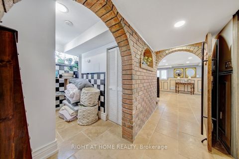 Photo 29 at 397 Maple Leaf Drive, Maple Leaf, Toronto