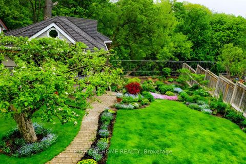 Photo 39 at 397 Maple Leaf Drive, Maple Leaf, Toronto