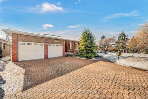 Photo 41 at 397 Maple Leaf Drive, Maple Leaf, Toronto