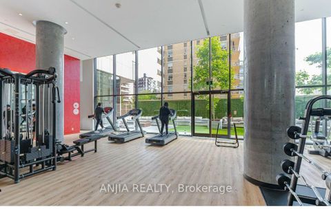 Photo 5 at 312 - 185 Roehampton Avenue, Mount Pleasant East, Toronto