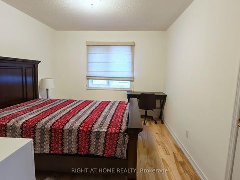 Photo 14 at 63 Brass Drive, Jefferson, Richmond Hill