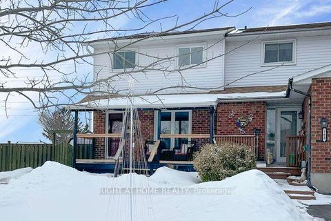Photo 5 at 760 Cricklewood Drive N, Pinecrest, Oshawa
