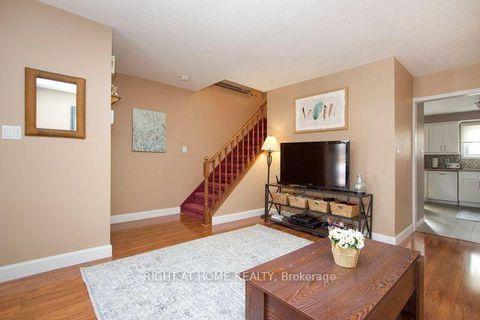Photo 14 at 760 Cricklewood Drive N, Pinecrest, Oshawa