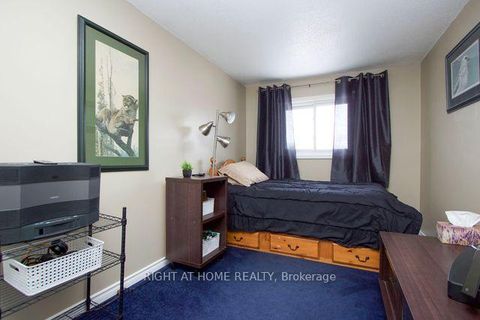 Photo 17 at 760 Cricklewood Drive N, Pinecrest, Oshawa