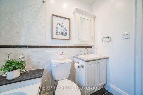 Photo 20 at 54 Latimer Avenue, Forest Hill North, Toronto