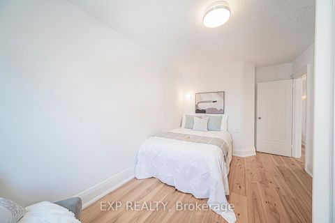 Photo 29 at 54 Latimer Avenue, Forest Hill North, Toronto