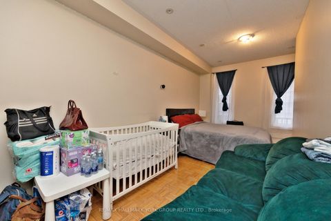 Photo 6 at 14 Bowsfield Road, York University Heights, Toronto