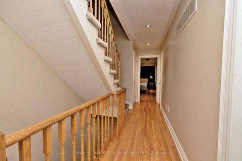 Photo 9 at 14 Bowsfield Road, York University Heights, Toronto