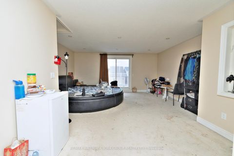 Photo 17 at 14 Bowsfield Road, York University Heights, Toronto